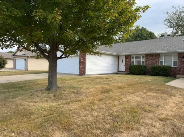 1608 Woodmore Dr, Springfield, IL 62711