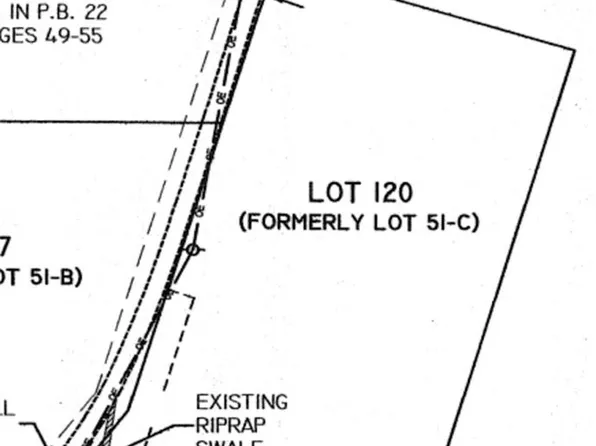116 Old Farm Ln, Tiverton, RI 02878
