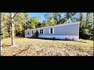 104 Whitus Rd, Hampstead, NC 28443