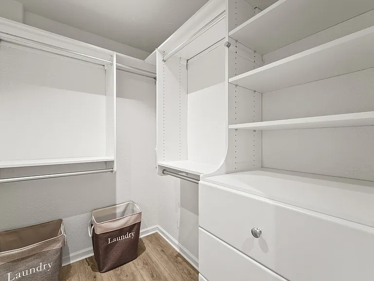 Montara Dr — Photo 18