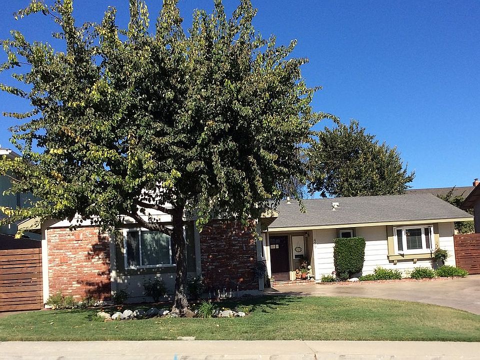 1st image of 429 N Steckel Dr
