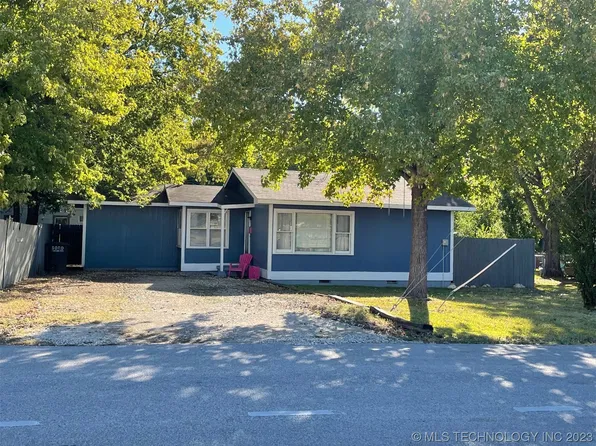 407 S 7th Ave, Madill, OK 73446