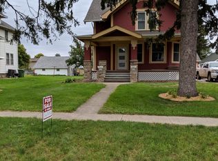 806 8th St, Durant, IA 52747