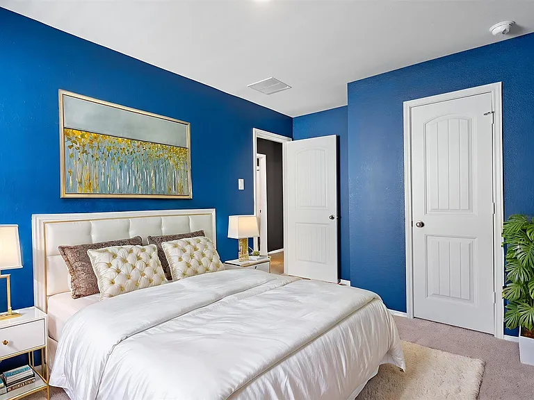 352 Sickle Loop — Photo 25