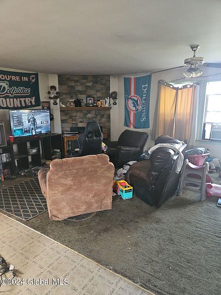 4th image of 122 Lord North Drive