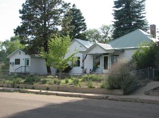 620 S 4th St, Raton, NM 87740