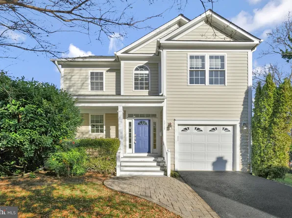 1717 N Edison St, Arlington, VA 22207