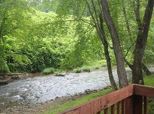 10413 Lower Alarka Rd, Bryson City, NC 28713