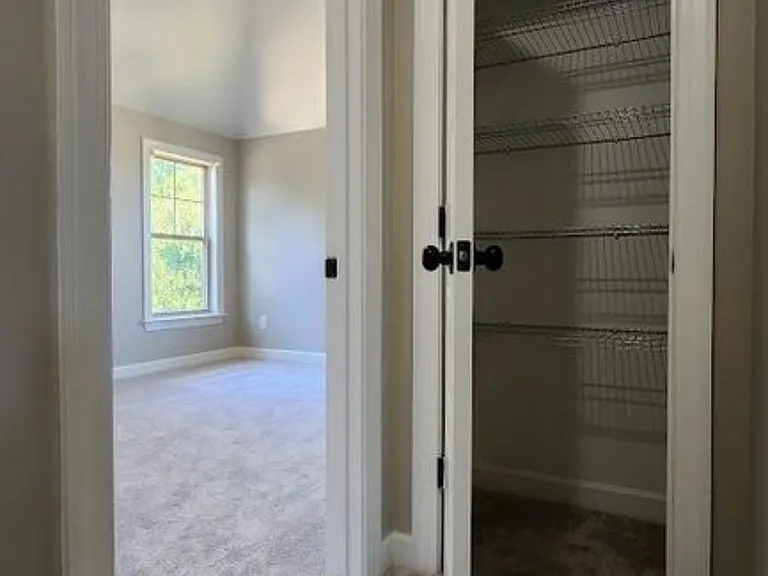 103 Hope Town Ct — Photo 35