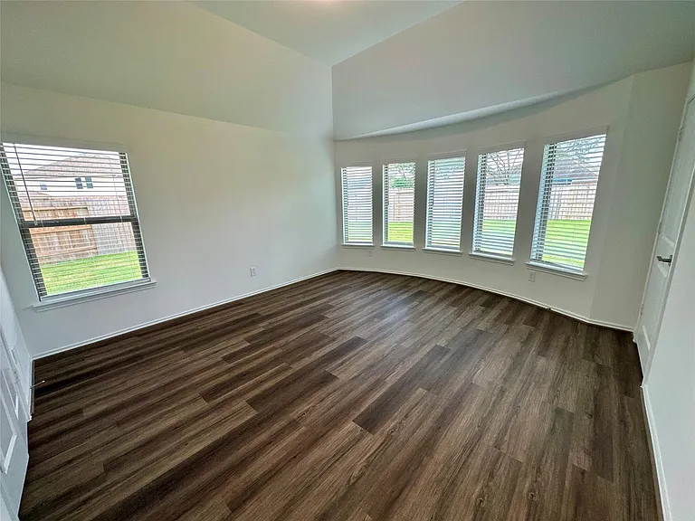 31900 Retama Ranch Ln — Photo 13