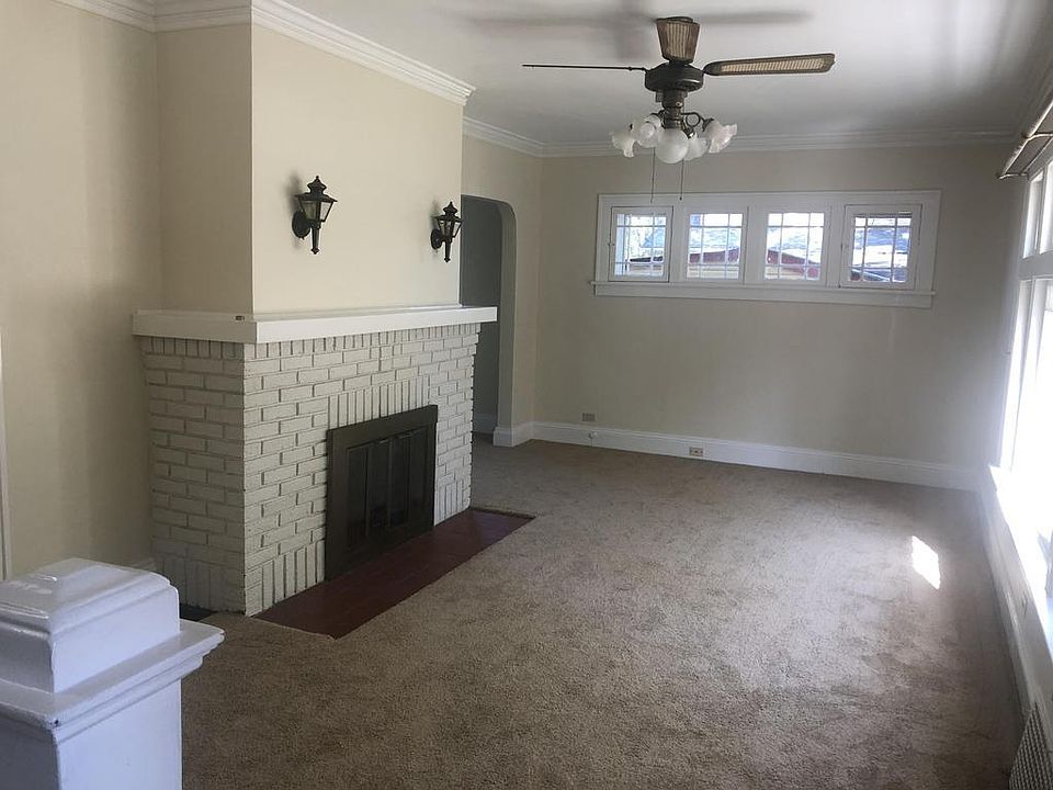 1st image of 1142 Hall Ave