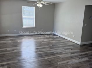 8440 Chisholm Rd #B, Pensacola, FL 32514