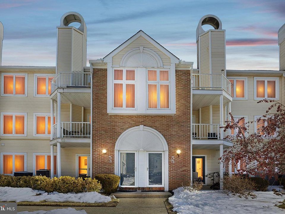 1st image of 53 Pamela Ct