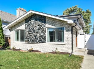 y♡  7702 Lockyear Ave, Cleveland, OH 44103 | Zillow