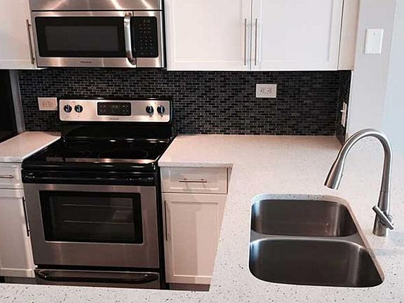 UPGRADED KITCHEN