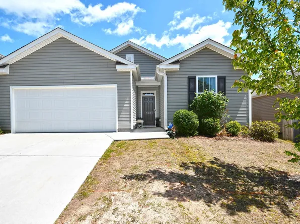 421 Bucky Dr, Woodruff, SC 29388