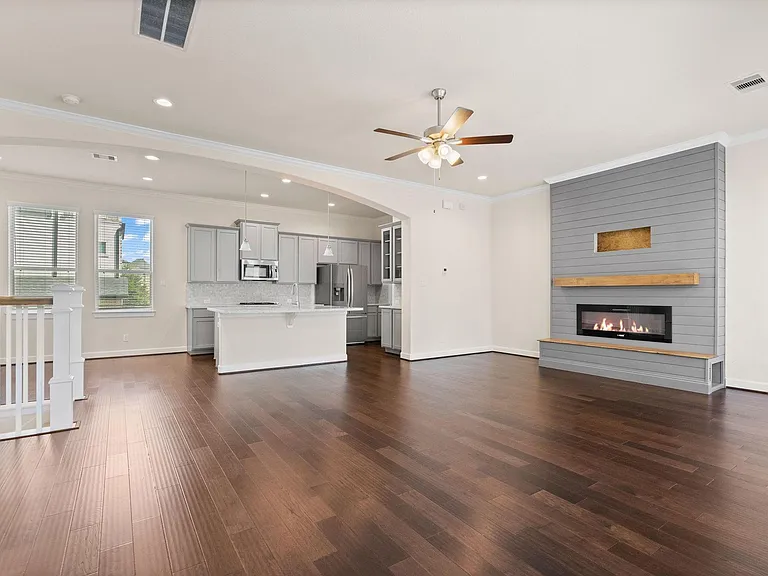2021 Cambridge Heights Pl — Photo 7