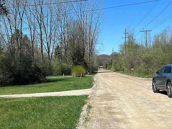 5th image of 51105 Arkona Rd