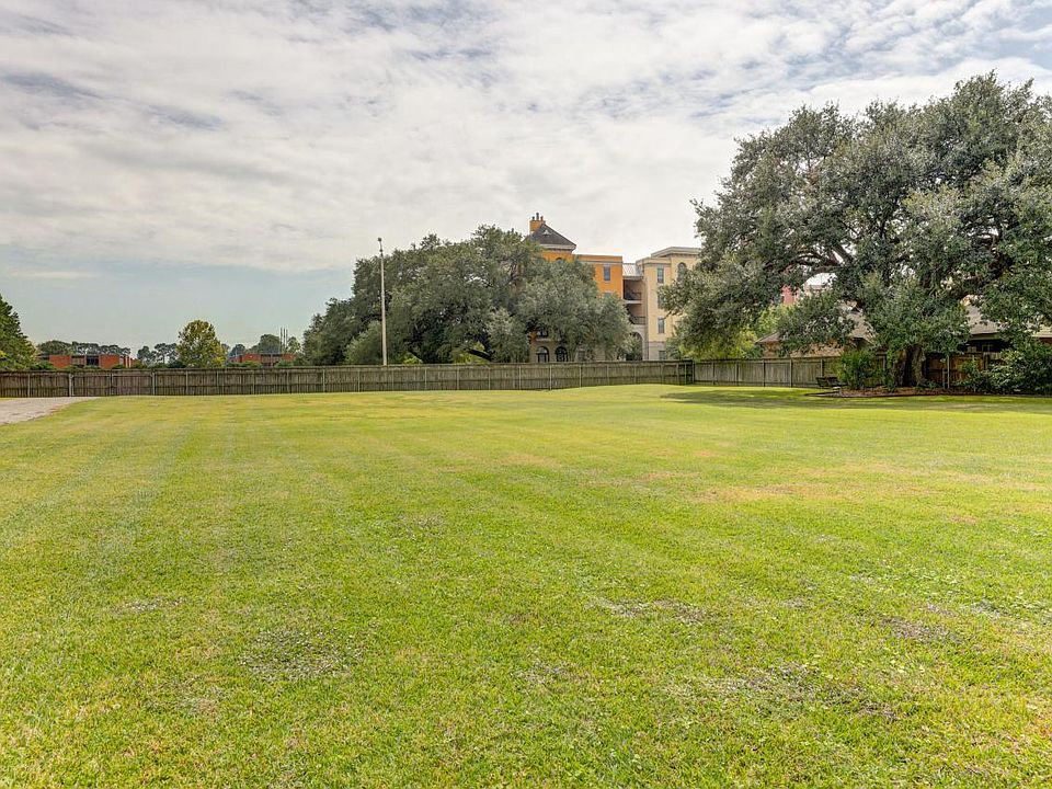 1st image of 96 Settlers Trace Blvd