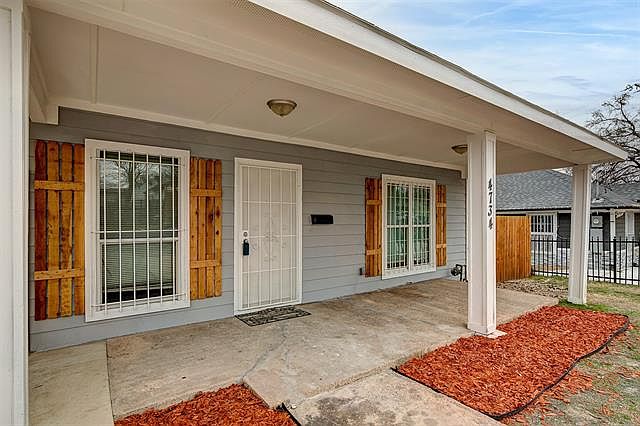 1st image of 4734 Frio Dr