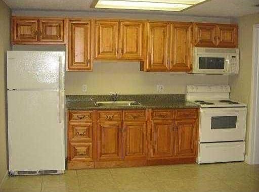 2nd image of 7218 Southgate Blvd #7218