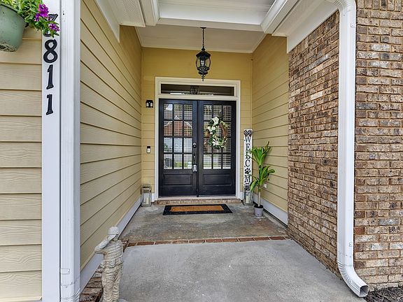 5th image of 3811 Napa Dr