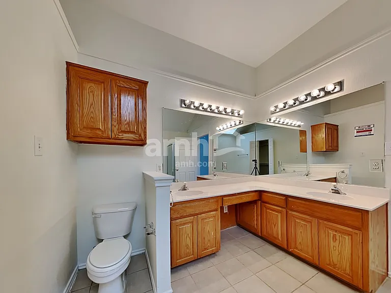 1481 Apenzell Ln — Photo 13