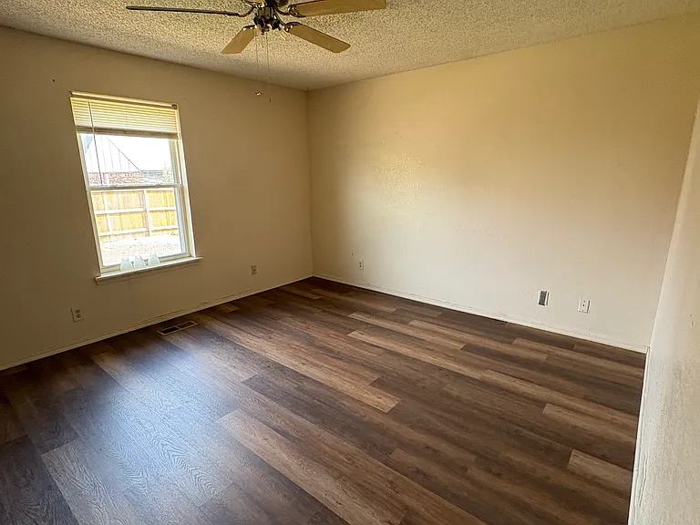 504 W Yuma St S #504 — Photo 5