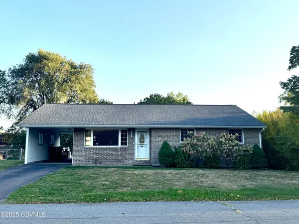 92 Maple St, Danville, PA 17821