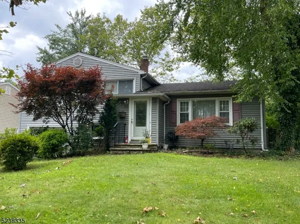 100 N Glenwood Rd, Fanwood Boro, NJ 07023