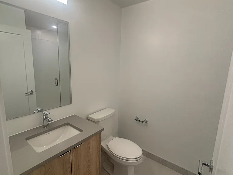1660 Bloor St W #1001 — Photo 5