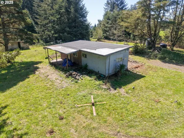 62601 Seven Devils Rd, Coos Bay, OR 97420