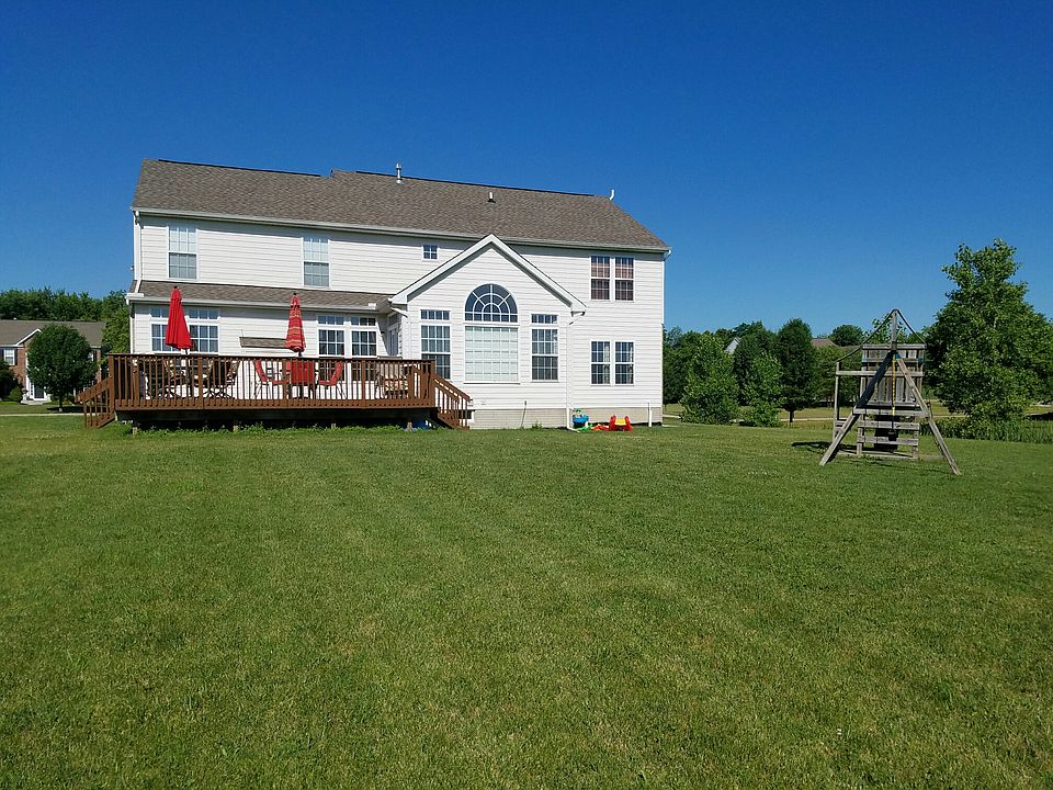 2nd image of 1697 Rock Rose Ct
