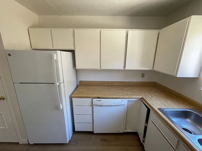 9335 Musselman Dr #15 — Photo 15