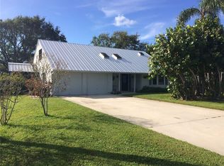 5762 SE Hull St, Stuart, FL 34997