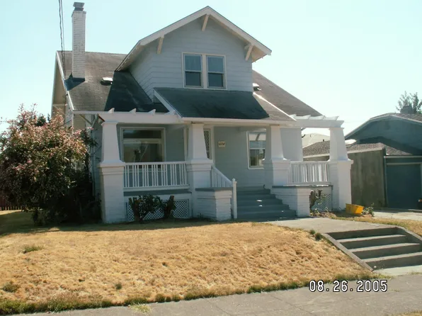 6834 NE Siskiyou St, Portland, OR 97213