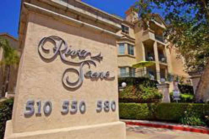 1st image of 550 Camino De La Reina Unit 109