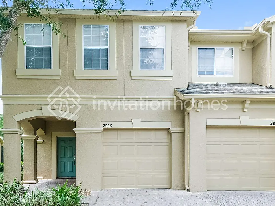 2935 Girvan Dr