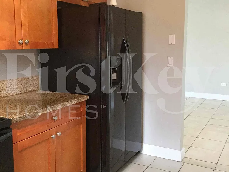 6941 SW 5th St — Photo 6