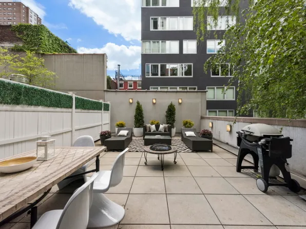 444 West 19th Street 201 image 1 of 13