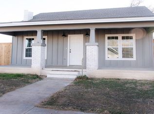 600 S 10th St, Slaton, TX 79364
