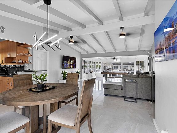 5th image of 2430 Key Largo Ln