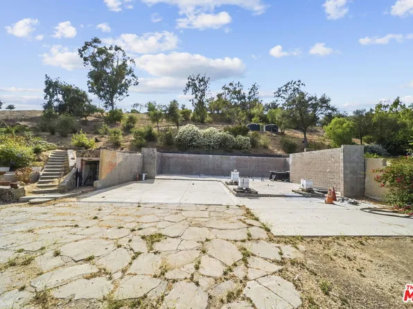2911 S Foose Rd, Malibu, CA 90265