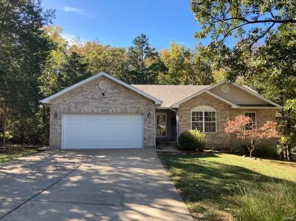 402 Yorktown Dr, De Soto, MO 63020