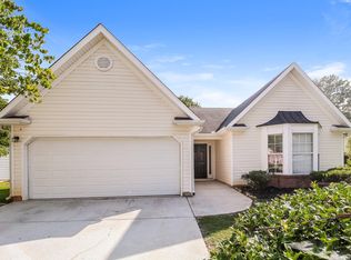 2428 Hillvale Cir, Lithonia, GA 30058