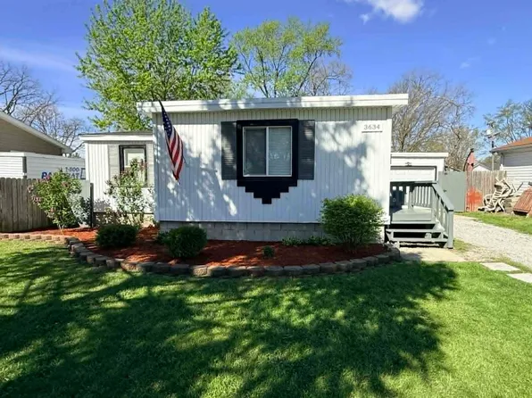 3634 Sangamon St, Steger, IL 60475