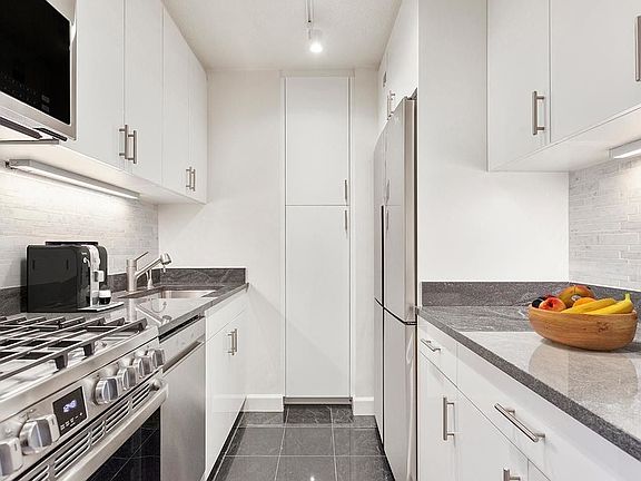 3rd image of 1675 York Ave APT 19D