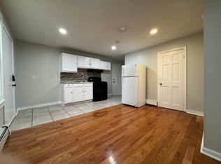 133 Clay St #B2, New Haven, CT 06513