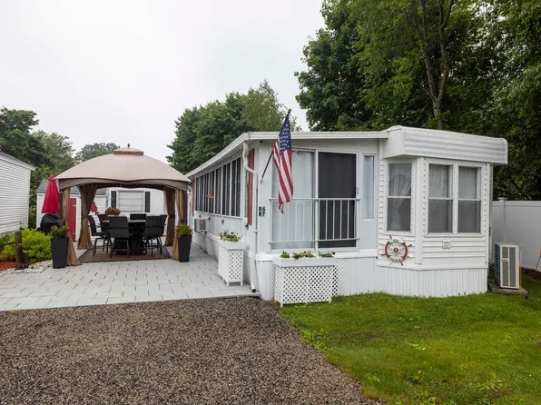 9 Bourne Avenue #R6&R7, Wells, ME 04090