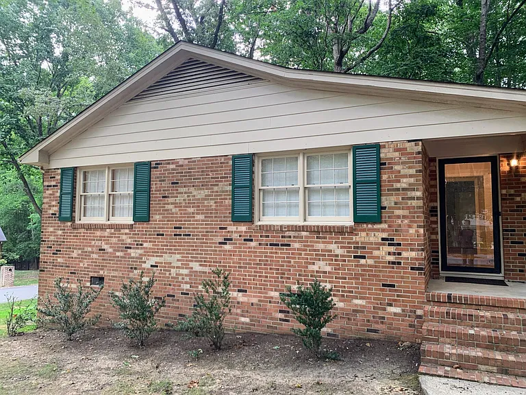 720 Clarion Dr — Photo 5